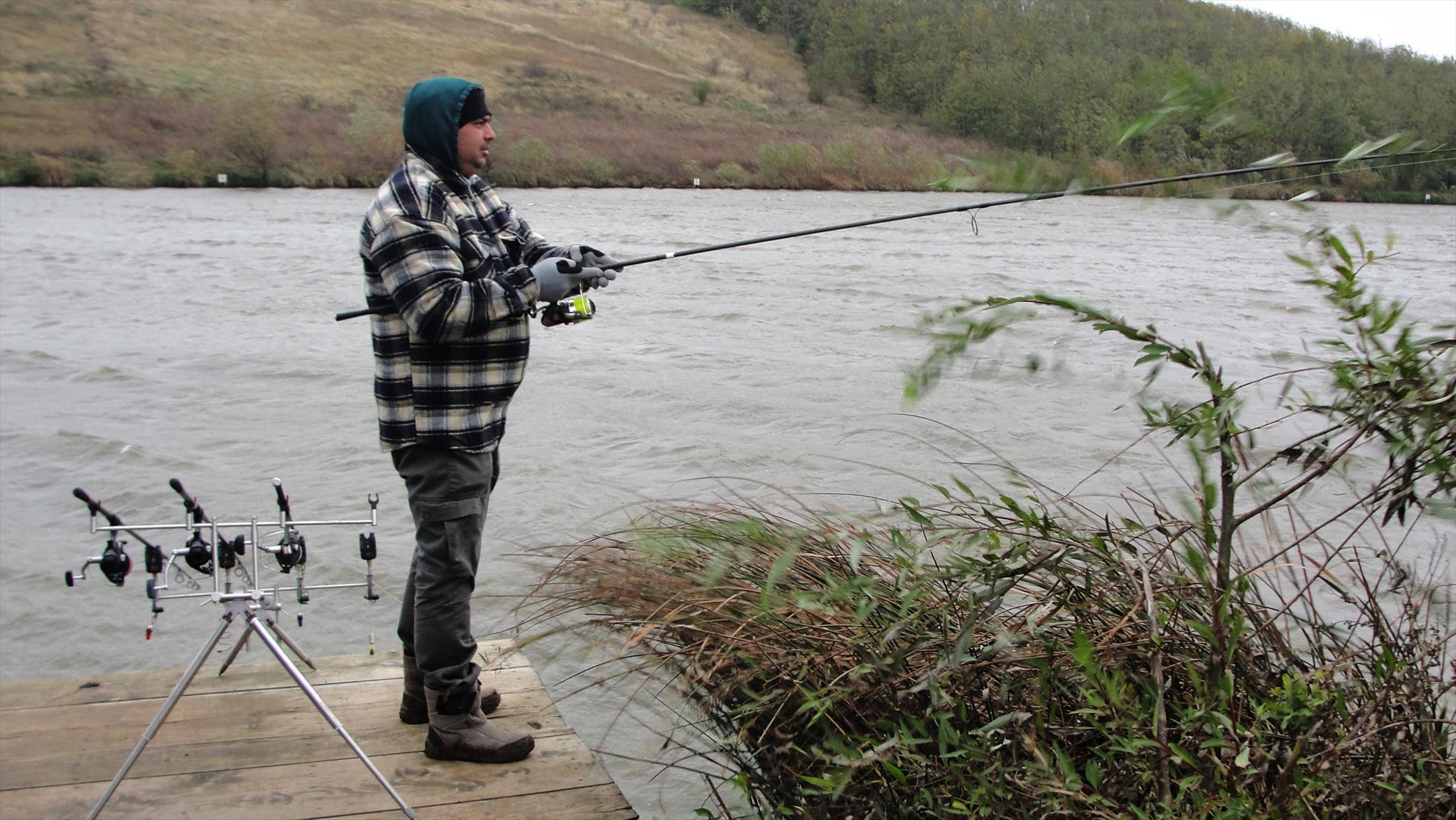 Magura 9 25 - 26 octombrie 2014 - Maestru Dinu in dril...